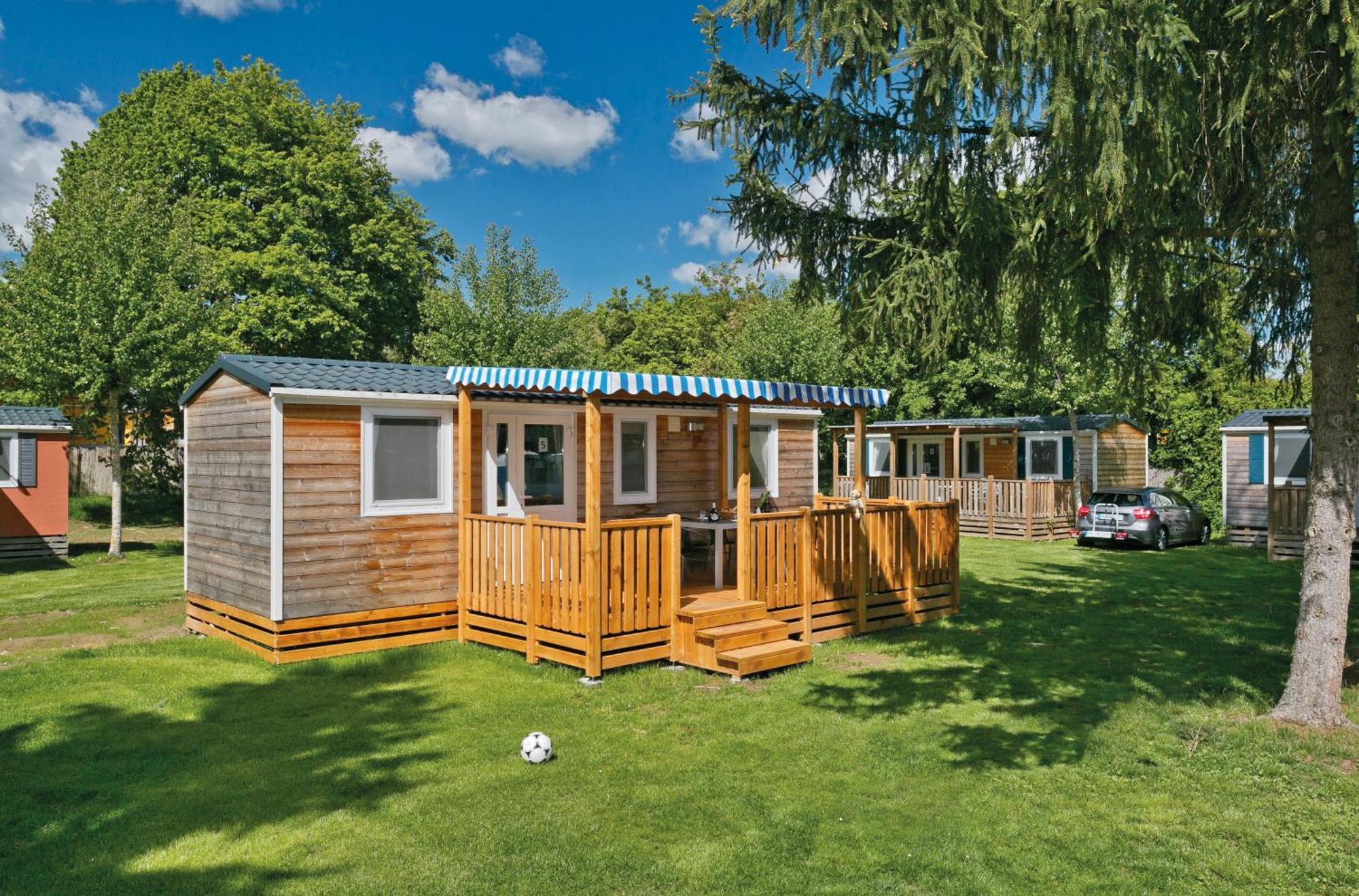 Knaus Campingpark Frickenhausen Frickenhausen am Main Extérieur photo